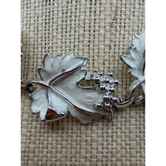 Vintage MCM Sarah Coventry Whispering Leaves 17" j‎ Hook necklace - Picture 8 of 8